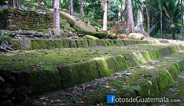 Aguateca, un tesoro arqueológico
