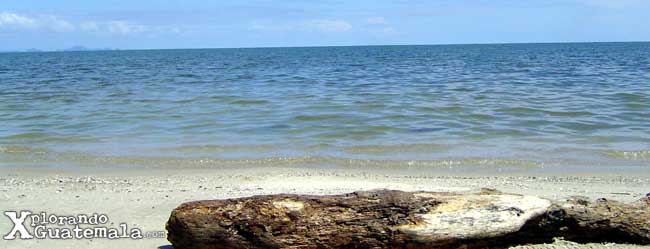 Un paraíso tropical en Playa Blanca, Izabal