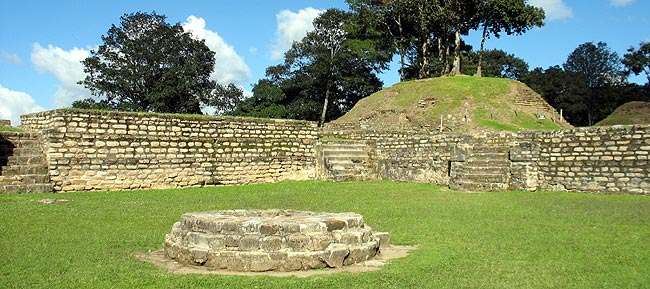 Cahi Imox y Tunatiuh el conquistador