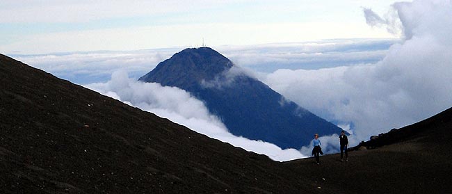 - Cómo prepararse para el primer volcán