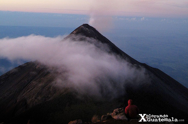 - Acatenango en solitario (cuando quieres subir volcanes solo)