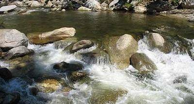 Balneario Pasabien, agua fría en tierra caliente