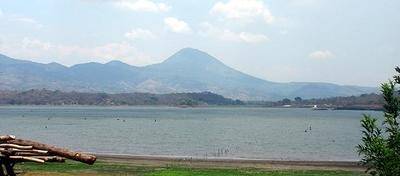 Al Oriente por Carretera al Salvador