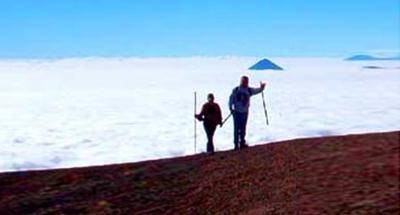 El uso de bastones en la montaña