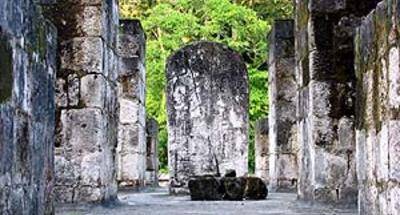 Sitio arqueológico Ceibal en Sayaxché