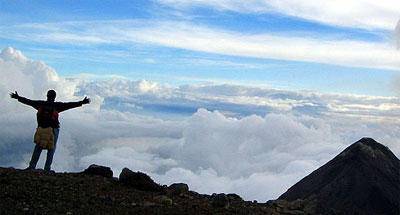 Acatenango en solitario (cuando quieres subir volcanes solo)