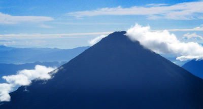 El Volcán de Agua y Hielo