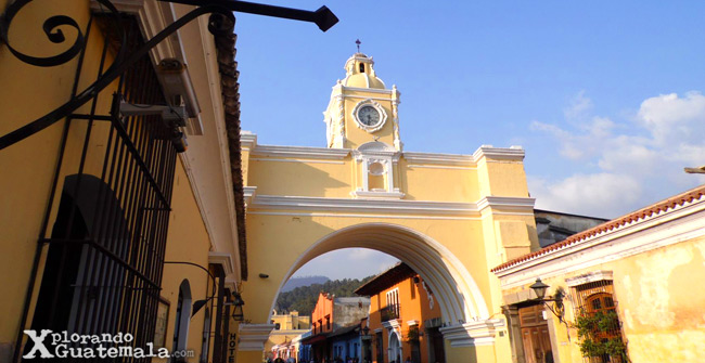 Reloj del Arco de Santa Catalina Antigua Guatemala