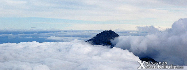Video: caminando en solitario en el volcán Acatenango
