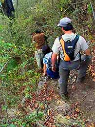 Recuerda que el lugar que visites define en gran medida el equipo que debes llevar. (Aventuras sin Límite / Cerro Chuarraxamoló, Santa Clara la Laguna, Sololá ) Recuerda que el lugar que visites define en gran medida el equipo que debes llevar. (Aventuras sin Límite / Cerro Chuarraxamoló, Santa Clara la Laguna, Sololá )
