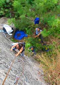 Miedo, aventura, hombre moderno/primitivo, explorador