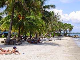 Playa Blanca es un paraíso... Foto cortesía de www.fotosdeguatemala.com