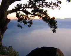 Lago de Atitlán desde la cima del Volcán San Pedro. Lago de Atitlán desde la cima del Volcán San Pedro.