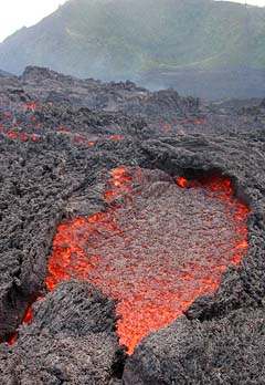 Una de las salidas de lava. Foto: Explorador