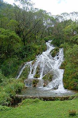 Laguna de Magdalena en Huehuetenango, ruta de bicicleta de montaña