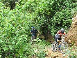 Santa Clara la Laguna en bicicleta de montaña