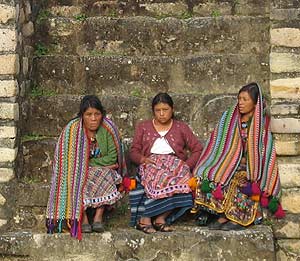 Siempre muestra respeto a la cultura indígena. Siempre muestra respeto a la cultura indígena.