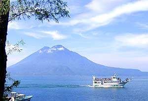 Disfruta del clima de Guatemala. (Foto: Lago de Atitlán)
