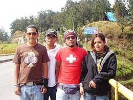 Nuevos adeptos al Puenting Maco, Kevin, Gustavo y Evelyn. Nuevos adeptos al Puenting Maco, Kevin, Gustavo y Evelyn.