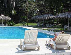 El precio varía según las comodidades del hotel que elijas. El precio varía según las comodidades del hotel que elijas.