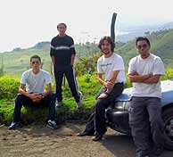 Héctor, Alberto, Will y Edgar en las faldas del Acatenango.